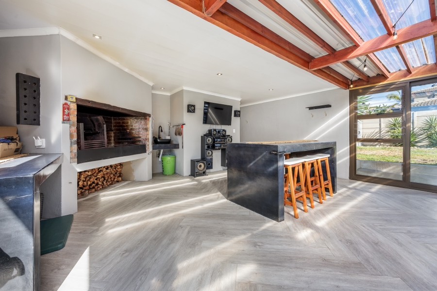 4 Bedroom Property for Sale in Rouxville Western Cape